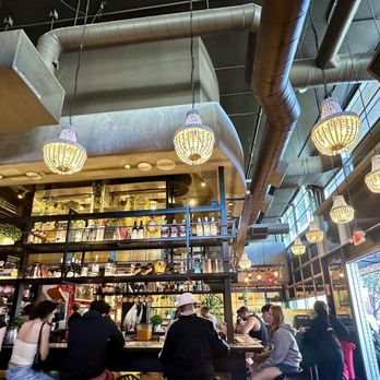 6th & G Breakfast - Interior - Breakfast & Brunch Near Me - San Diego, California