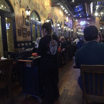 Salsa 17 - Dining area - Mexican Near Me - Arlington Heights, Illinois