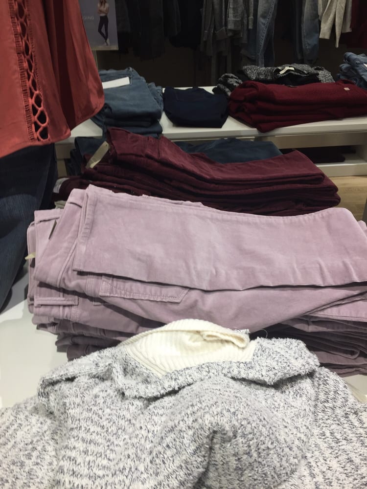 LOFT Updated March 2024 83 Hillside Rd, Cranston, Rhode Island