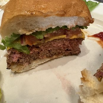 Tessaro's - Medium burger cooked to perfection - Steakhouses Near Me - Pittsburgh, Pennsylvania Tessaro's - Medium burger cooked to perfection - Steakhouses Near Me - Pittsburgh, Pennsylvania
