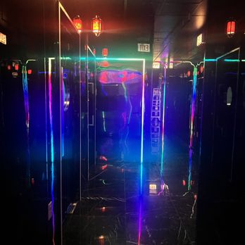 Elements Karaoke Lounge - Karaoke Near Me - Chicago, Illinois