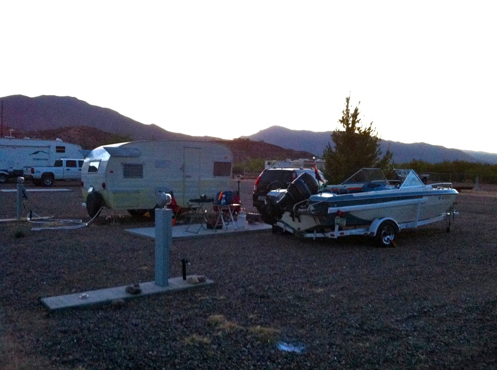 DESERT LAKES RESORT ADULT RV PARK CLOSED Updated September 2024