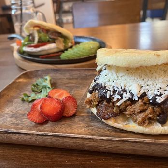 Paramo Café & Restaurant - Arepas - Venezuelan Near Me - Sarasota, Florida Paramo Café & Restaurant - Arepas - Venezuelan Near Me - Sarasota, Florida