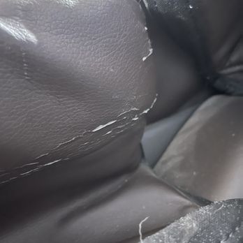 Teletron - Disintegrated Leather of Inada Massage Chair with minimal use of after6 years of purchase. - Electronics Near Me - Stanton, California