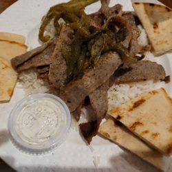 Olive On Main - My gyro platter was delicious