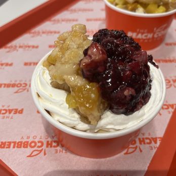 The Peach Cobbler Factory - Cheese cake with blackberry and peach - Desserts Near Me - Chandler, Arizona