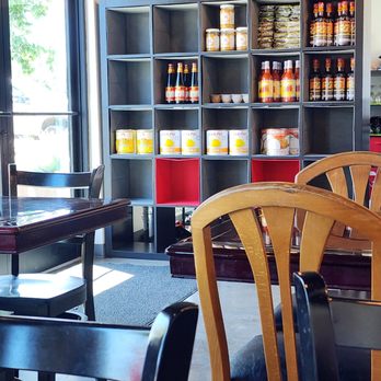 Hye Thai - Shelves - Thai Near Me - Stonewall, Texas