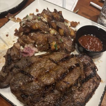 Tommy's Tavern + Tap - Ribeye with crispy smashed potatoes - American Near Me - Freehold, New Jersey Tommy's Tavern + Tap - Ribeye with crispy smashed potatoes - American Near Me - Freehold, New Jersey
