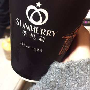 Sunmerry Bakery - Salted cheese green tea! Must try!! It is a cold drink but they serve in hot cup just to let you feel the layer of the cream ;)) - Bakeries Near Me - Temple City, California
