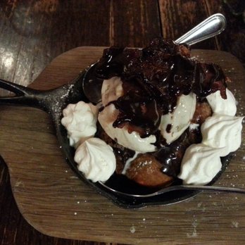 Puckett's Restaurant - Hot Brownie Sundae - Barbeque Near Me - Franklin, Tennessee Puckett's Restaurant - Hot Brownie Sundae - Barbeque Near Me - Franklin, Tennessee