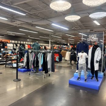 nike outlet legends ks