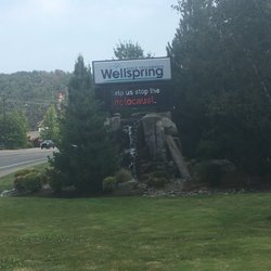 Wellspring Bible Fellowship - Offensive sign, cruelty and poor history