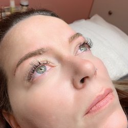 Nail Q & SPA - Microblading