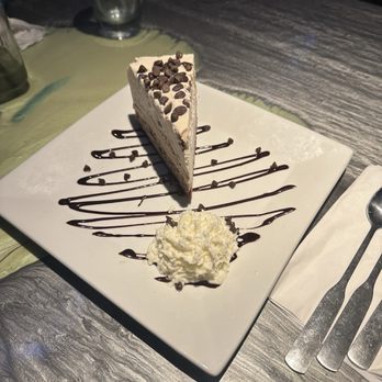 Colton's Social House - New American Near Me - Clovis, California