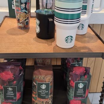 Starbucks - Coffee & Tea Near Me - Indianapolis, Indiana