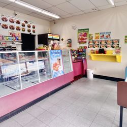 Donut King - Interior