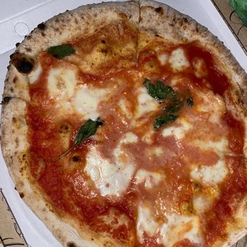 O' Pazzariello - Margherita pizza - Pizza Near Me - Rome, RM O' Pazzariello - Margherita pizza - Pizza Near Me - Rome, RM