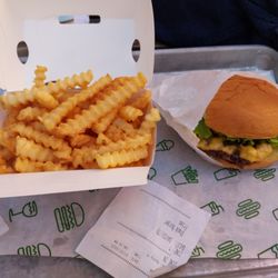 Shake Shack Covent Garden - Burger & Fries