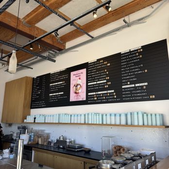Molly Moon’s - Ice Cream & Frozen Yogurt Near Me - Edmonds, Washington