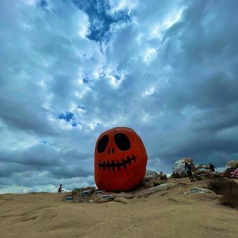 Pumpkin Rock Trail - Pumpkin rock - Hiking Near Me - Norco, California
