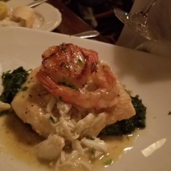 Pappadeaux Seafood Kitchen - Halibut Alexander style - Seafood Near Me - Phoenix, Arizona