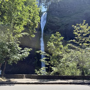 Multnomah Falls - Hiking Near Me - Bridal Veil, Oregon Multnomah Falls - Hiking Near Me - Bridal Veil, Oregon
