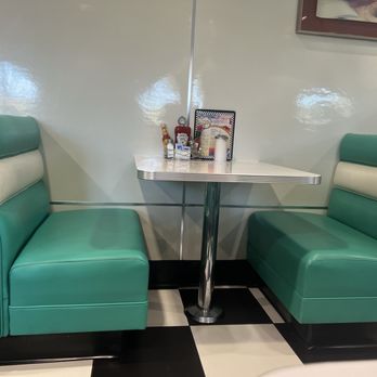 Richie's Real American Diner - Seats - American Near Me - Murrieta, California