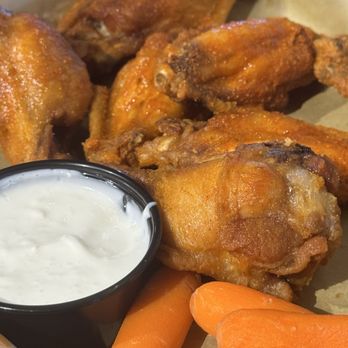 Buffalo Wild Wings - Buffalo (Dry Seasoning) - Sports Bars Near Me - Rome, Georgia Buffalo Wild Wings - Buffalo (Dry Seasoning) - Sports Bars Near Me - Rome, Georgia