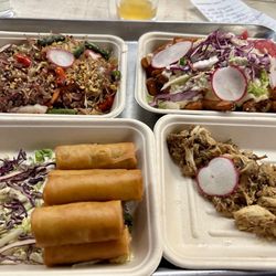Pogi - Lumpia and pancit