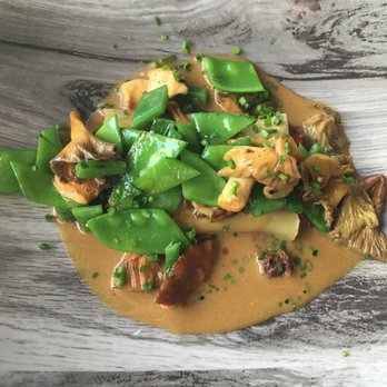 Bistró del Jardín - Beef cannelloni with mushrooms and snap peas - Signature Cuisine Near Me - Alcúdia, PM