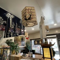 Ami Japanese Restaurant - Decor