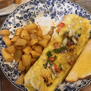 Savory Restaurant - Mexican omelet and home fries - American Near Me - Gastonia, North Carolina Savory Restaurant - Mexican omelet and home fries - American Near Me - Gastonia, North Carolina