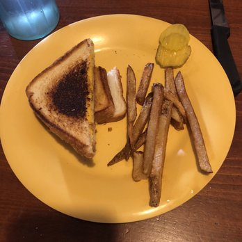 Isaack's Restaurant - American Near Me - Junction, Texas