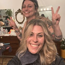 Slash Hair Studio - She's got the skillzzz!!!