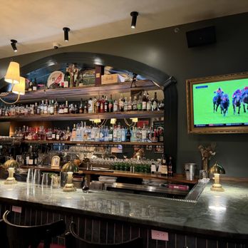M Peppers - The bar - French Near Me - Louisville, Kentucky