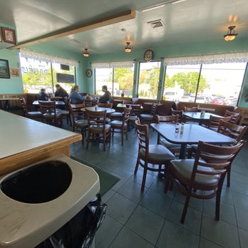 Sunrise Bagel & Deli - Inside seating area - Bagels Near Me - Kingston, New York Sunrise Bagel & Deli - Inside seating area - Bagels Near Me - Kingston, New York