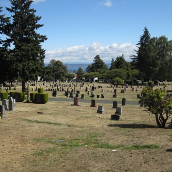 Lake View Cemetery  - An expansive, well manicured cemetery with a variety of unique head stones. - Funeral Services & Cemeteries Near Me - Seattle, Washington