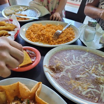 El Mariachi 2 - Beans and rice - Mexican Near Me - Aiea, Hawaii El Mariachi 2 - Beans and rice - Mexican Near Me - Aiea, Hawaii