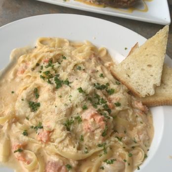 River's Edge Restaurant - Seafood Pasta, and Duck. - Steakhouses Near Me - Grants Pass, Oregon River's Edge Restaurant - Seafood Pasta, and Duck. - Steakhouses Near Me - Grants Pass, Oregon