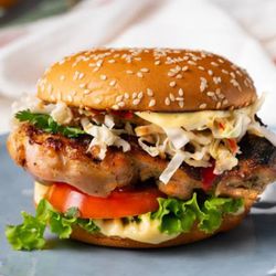 New York Chicken & Grill - Grilled chicken sandwich