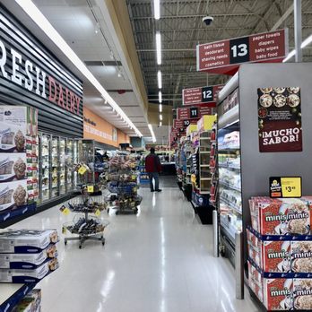 Hannaford - Hannaford Amsterdam NY. Clean, well kept, and remodeled. - Grocery Near Me - Amsterdam, New York