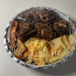 Dev's Jamaician Cuisine - Large Oxtails