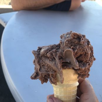 Sundance Pizza - One scoop ?! - Ice Cream & Frozen Yogurt Near Me - Wickenburg, Arizona