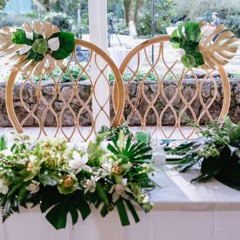La Flor Events - Head table decorations - Floral Designers Near Me