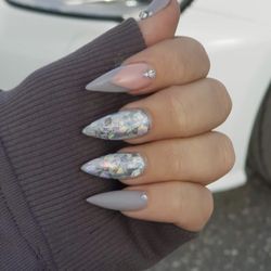 Li-En Nails & Spa