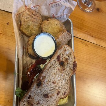 Tipsy Steer - Raspberry Brie Chicken Melt - Pizza Near Me - Blaine, Minnesota
