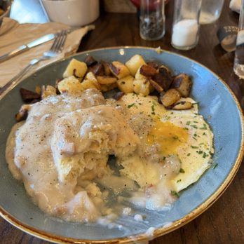 First Watch - Turkey sausage and Biscuits & Turkey Sausage Gravy With Eggs - Cafes Near Me - Indianapolis, Indiana First Watch - Turkey sausage and Biscuits & Turkey Sausage Gravy With Eggs - Cafes Near Me - Indianapolis, Indiana