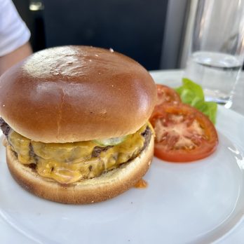 RH Rooftop Restaurant at RH West Palm - RH Burger IG - @LaGordaDeMiami - Wine Bars Near Me - West Palm Beach, Florida RH Rooftop Restaurant at RH West Palm - RH Burger IG - @LaGordaDeMiami - Wine Bars Near Me - West Palm Beach, Florida
