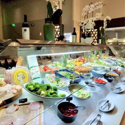 Salad/Vegetables Bar
