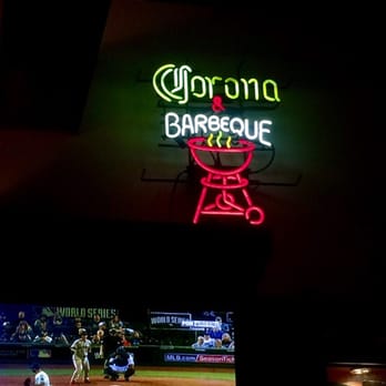 Weber Grill Restaurant - Barbeque Near Me - Chicago, Illinois